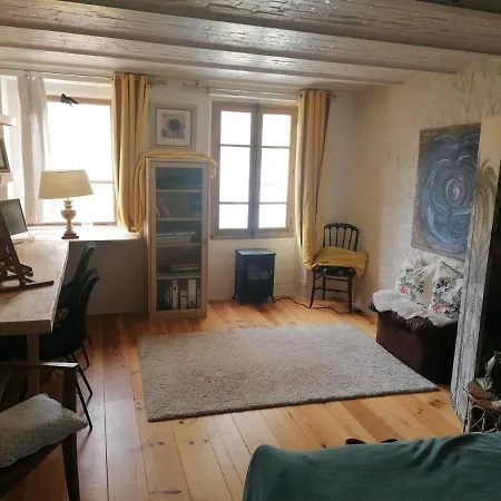 La Grange En Champagne Bed & Breakfast Hermonville