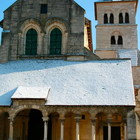 La Grange En Champagne 3*