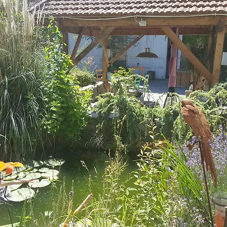 La Grange En Champagne Bed & Breakfast