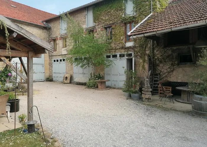 La Grange En Champagne 3*