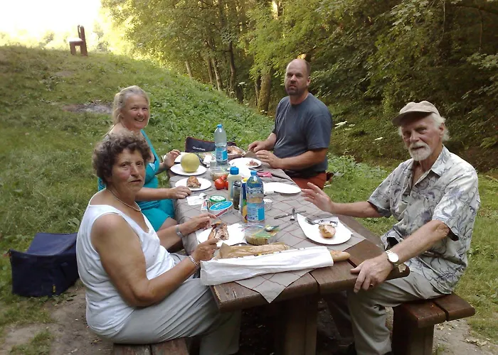 La Grange En Champagne Bed and Breakfast 3*